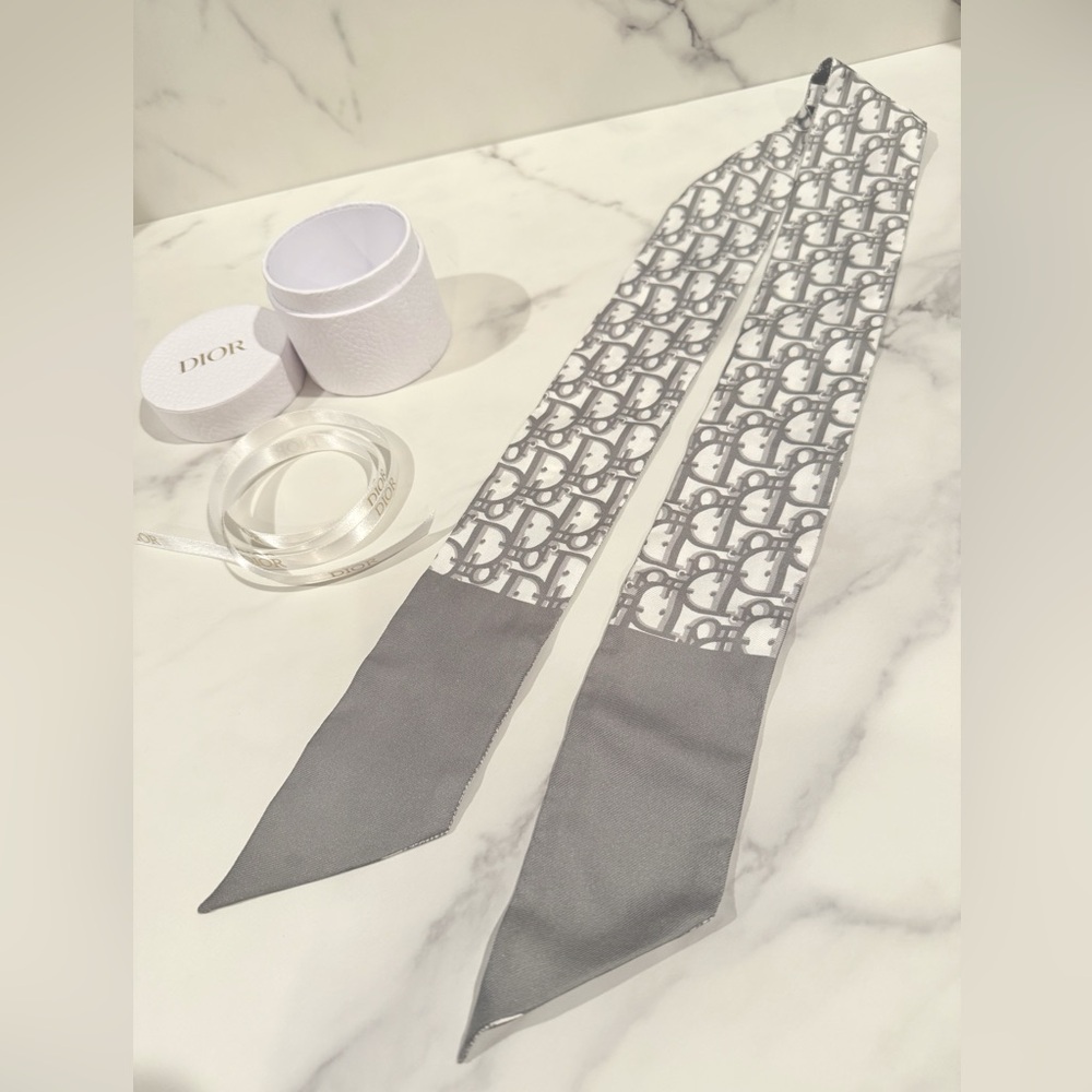 Christian Dior Twilly - Picture 9 of 11
